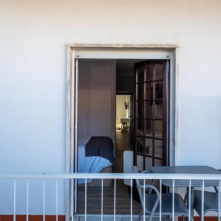 Ensuite 4 Laranja Rochedo Traseiras * Santo Isidoro