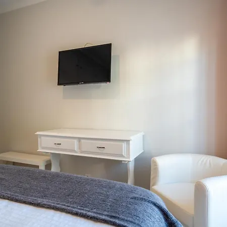 Guest house Ensuite 4 Laranja Rochedo Traseiras *